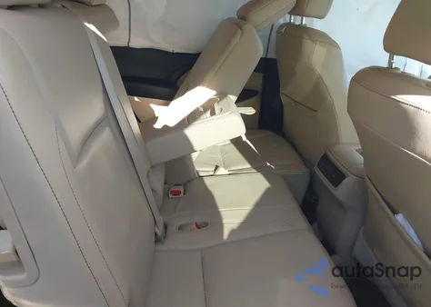 2015 Toyota Highlander Xle V6 from USA, damaged, VIN 5TDJKRFH5FS181182